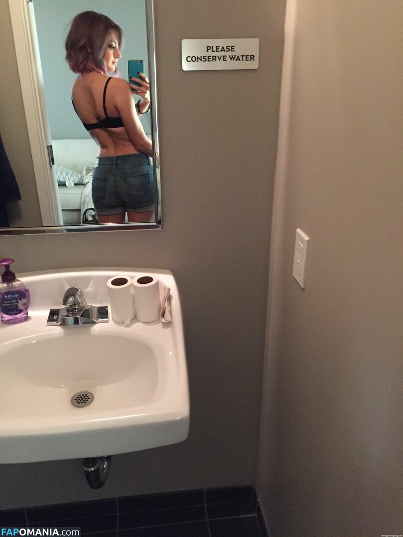 Mia Serafino Nu Foto vazada #63