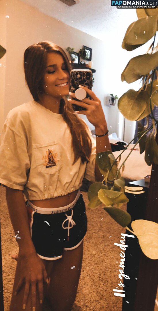 Morgan Simianer Nu Foto vazada #3