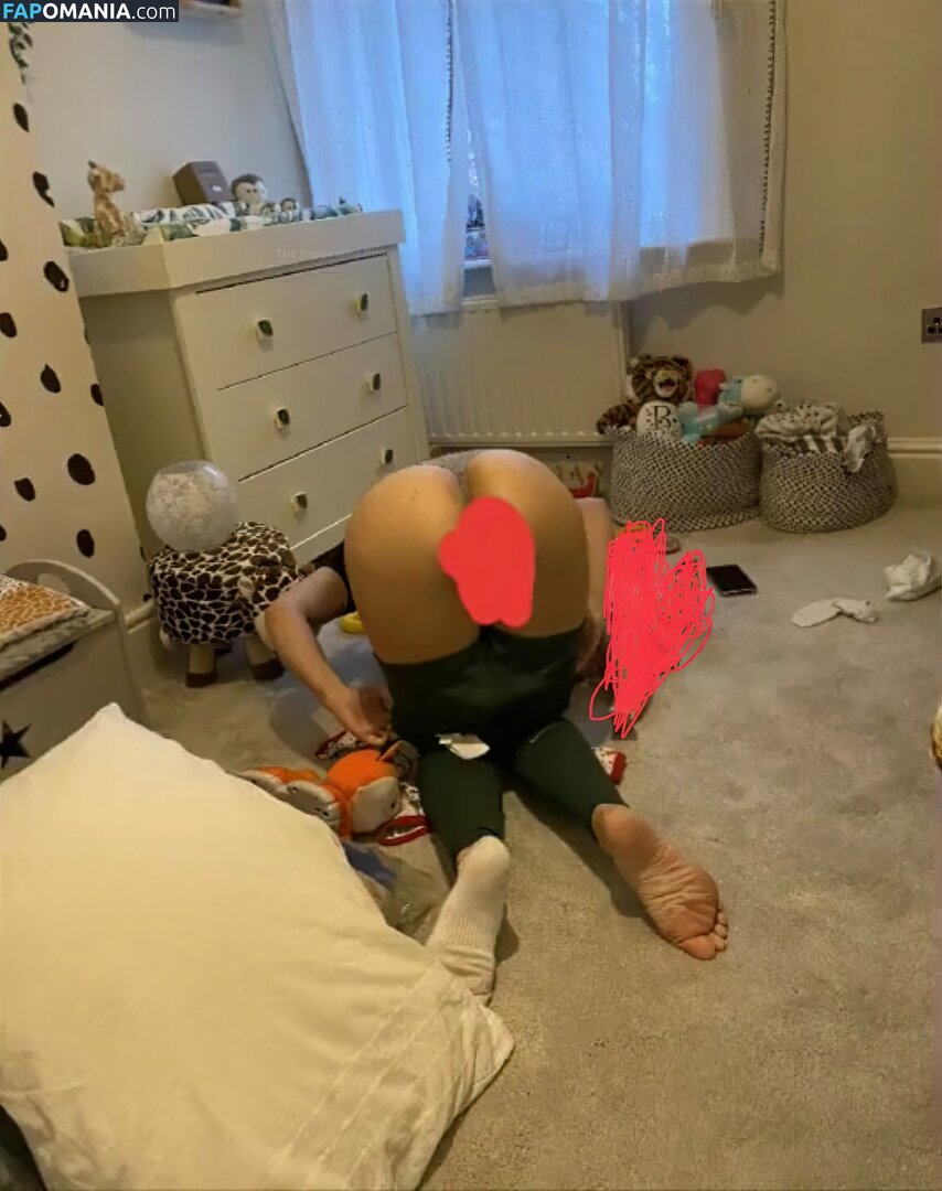 Nadine Mulkerrin Nu Foto vazada #1