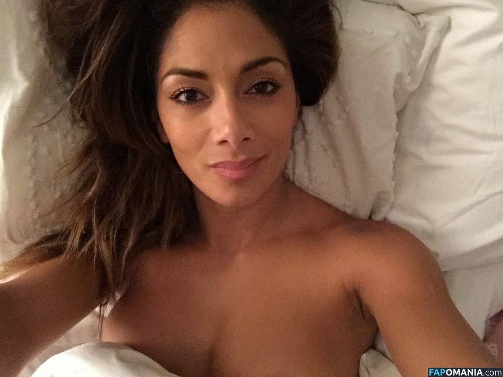 Nicole Scherzinger Nu Foto vazada #3