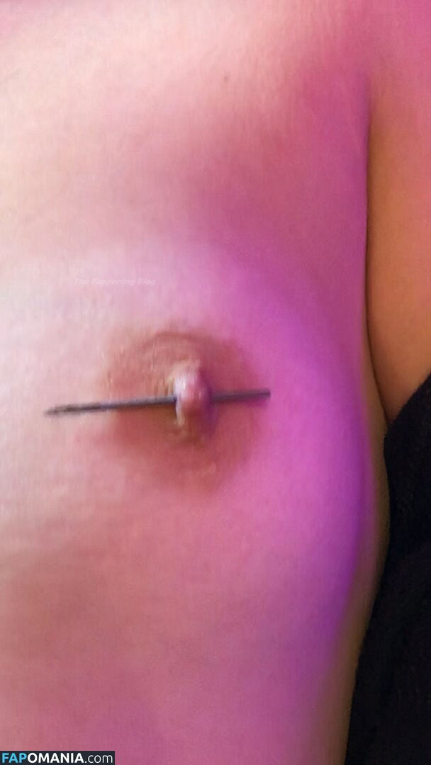 Noah Cyrus Nu Foto vazada #5