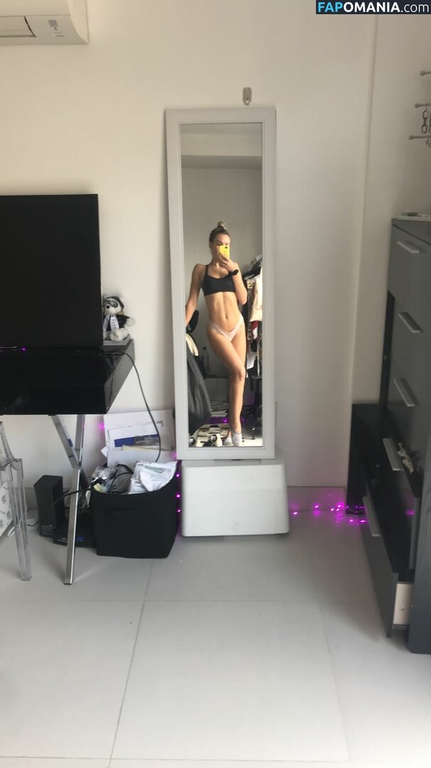 Noah Cyrus Nu Foto vazada #87