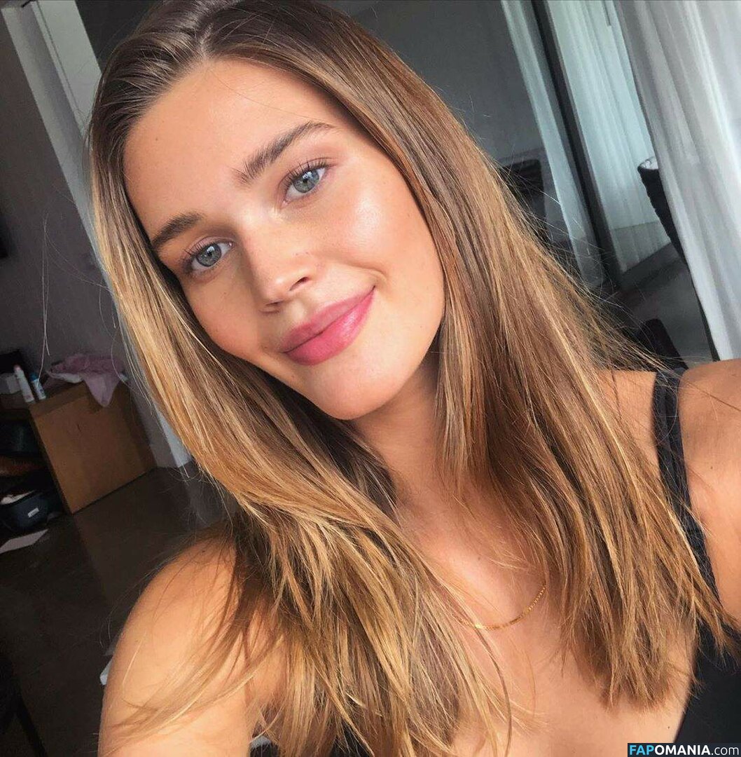 Noel Berry Nu Foto vazada #131