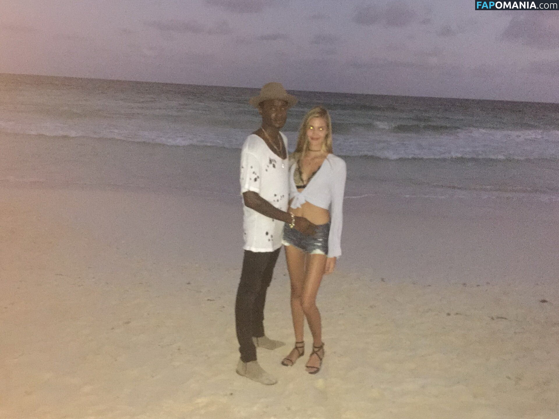 Noel Berry Nu Foto vazada #258