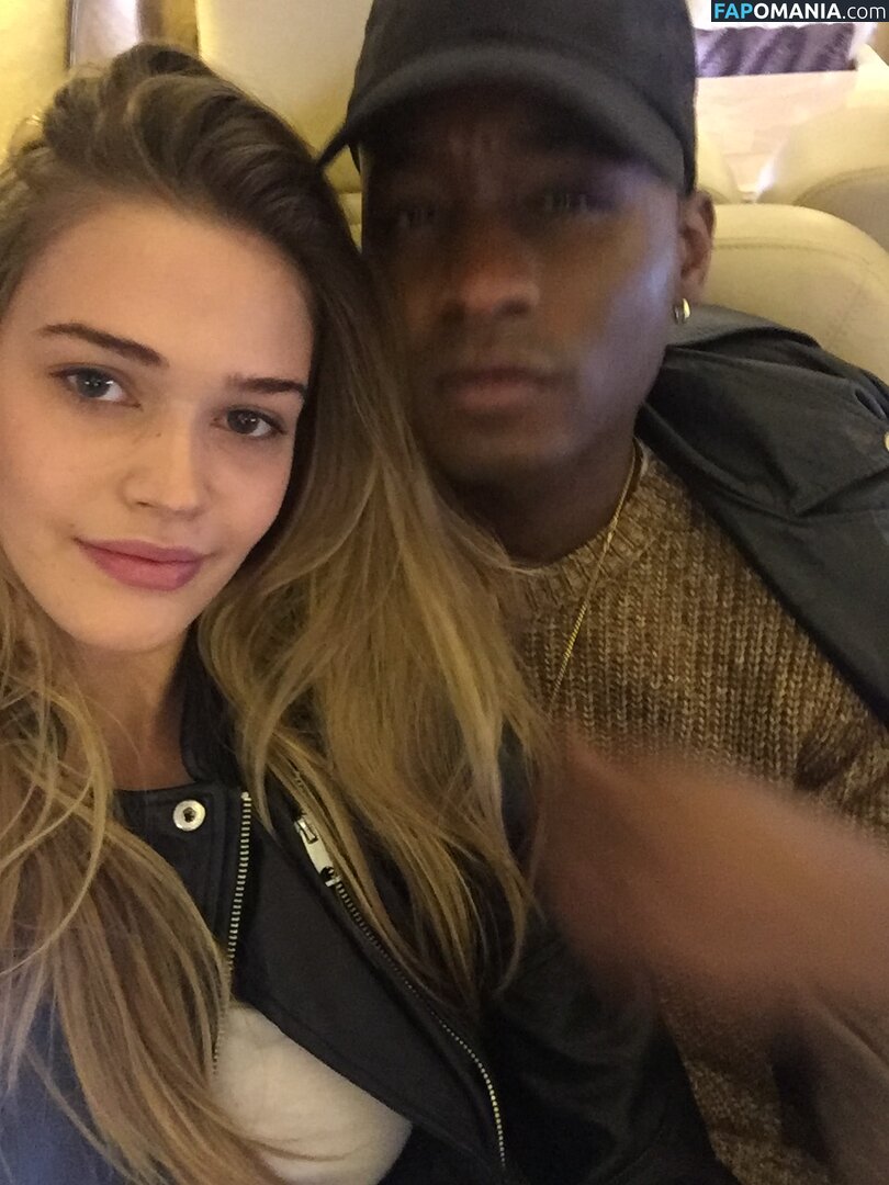 Noel Berry Nu Foto vazada #343