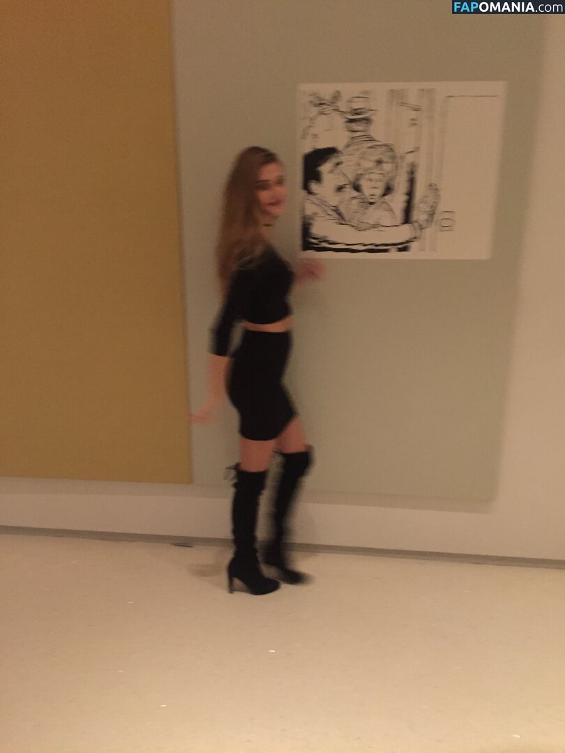 Noel Berry Nu Foto vazada #348