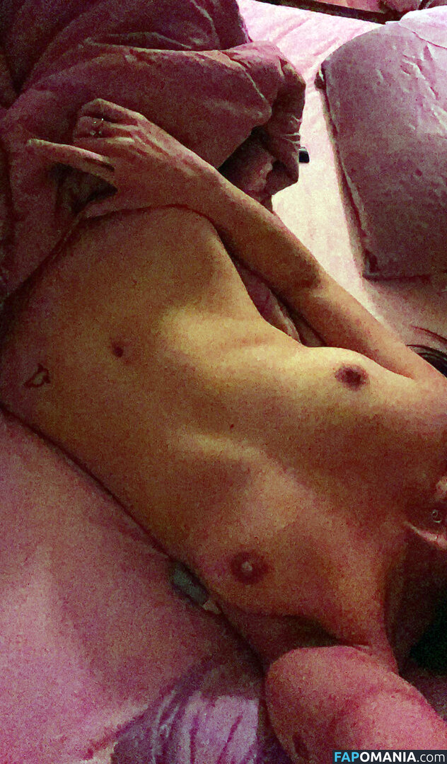 Olivia Tiedemann Nu Foto vazada #20