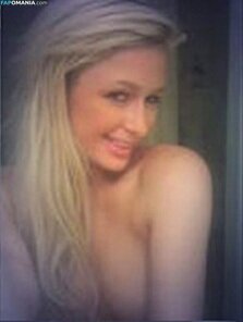 Paris Hilton Nu Foto vazada #4