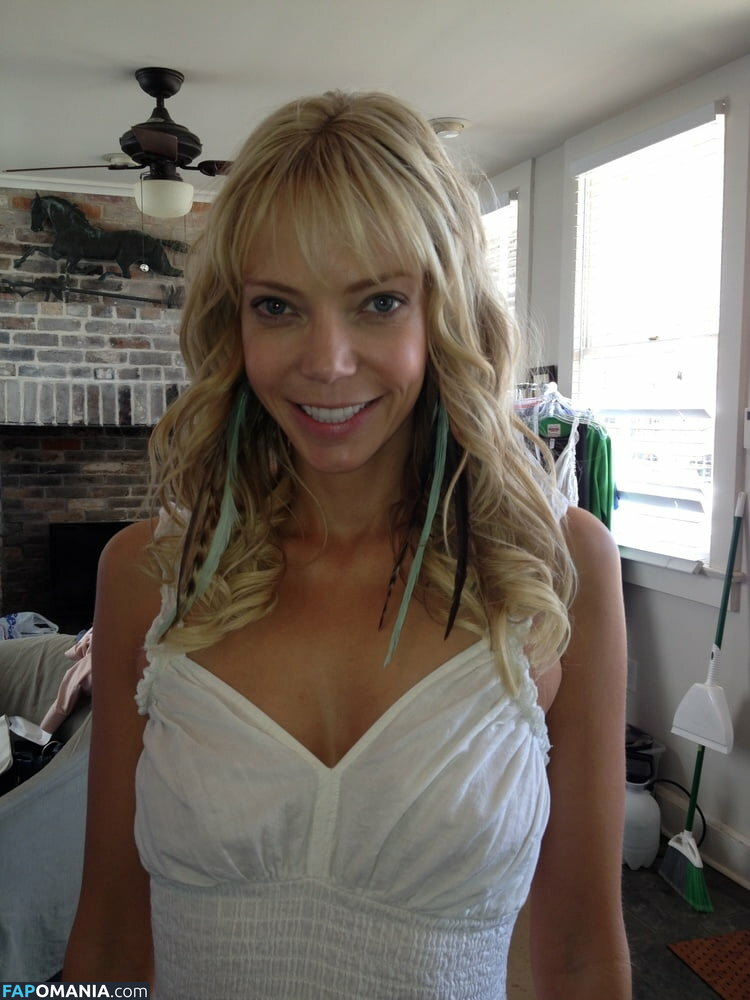 Riki Lindhome Nu Foto vazada #4