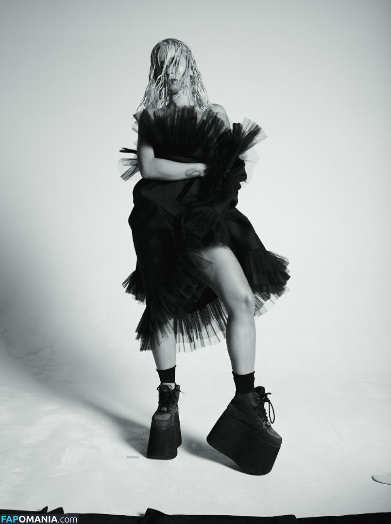 Rita Ora Nu Foto vazada #111