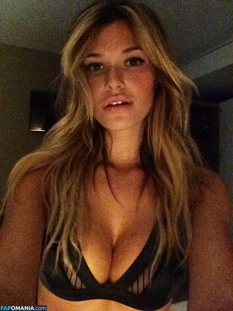 Samantha Hoopes Nu Foto vazada #9