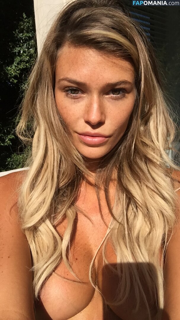 Samantha Hoopes Nu Foto vazada #148