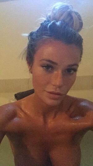 Samantha Hoopes