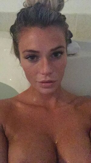Samantha Hoopes