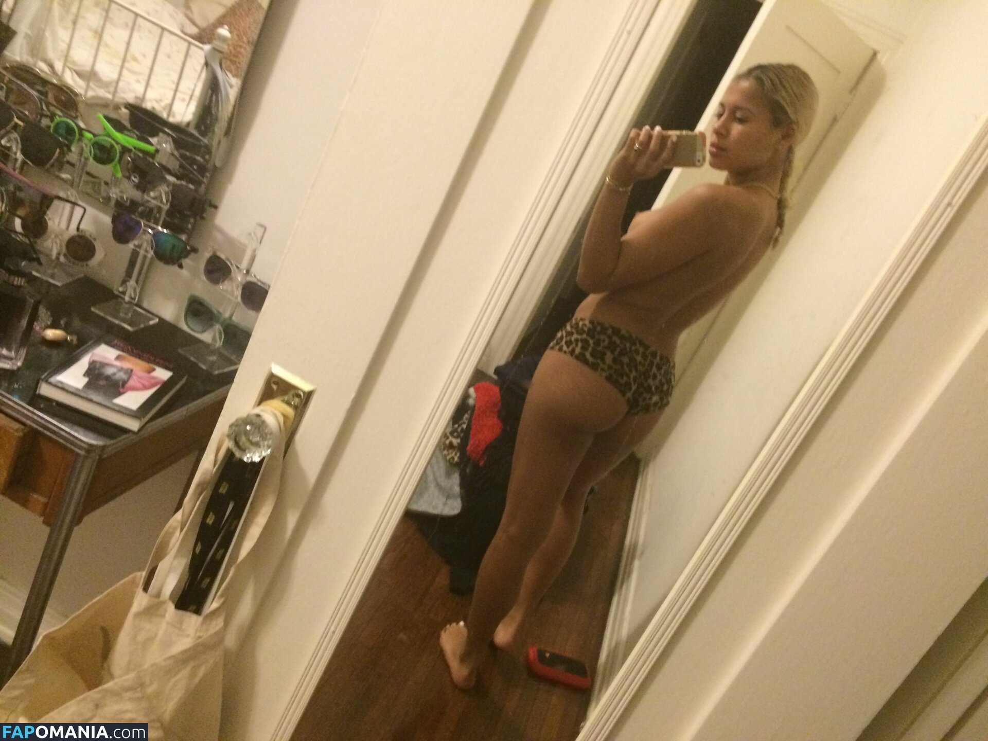 Sami Miro Nu Foto vazada #8