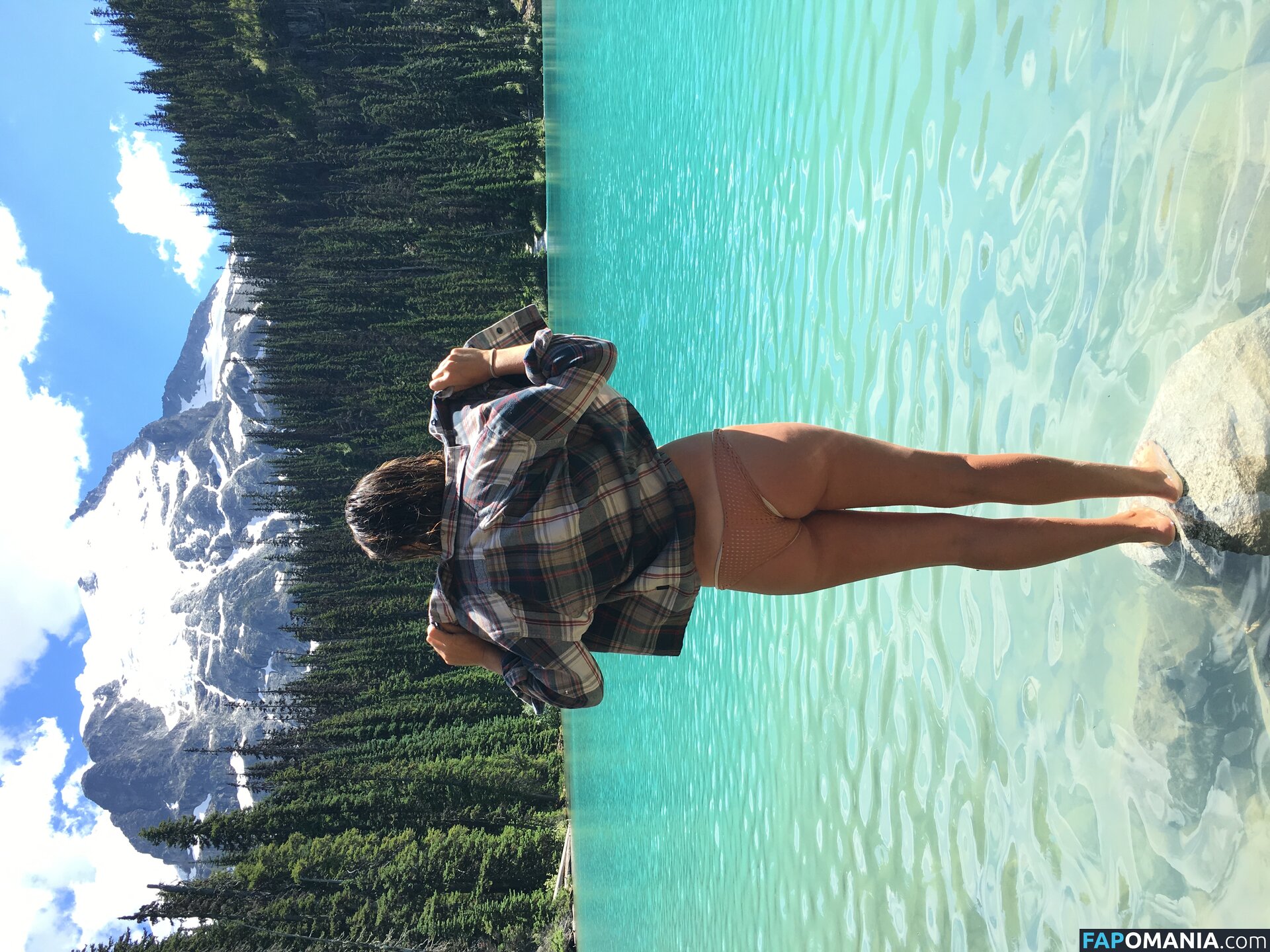 Serinda Swan Nu Foto vazada #16
