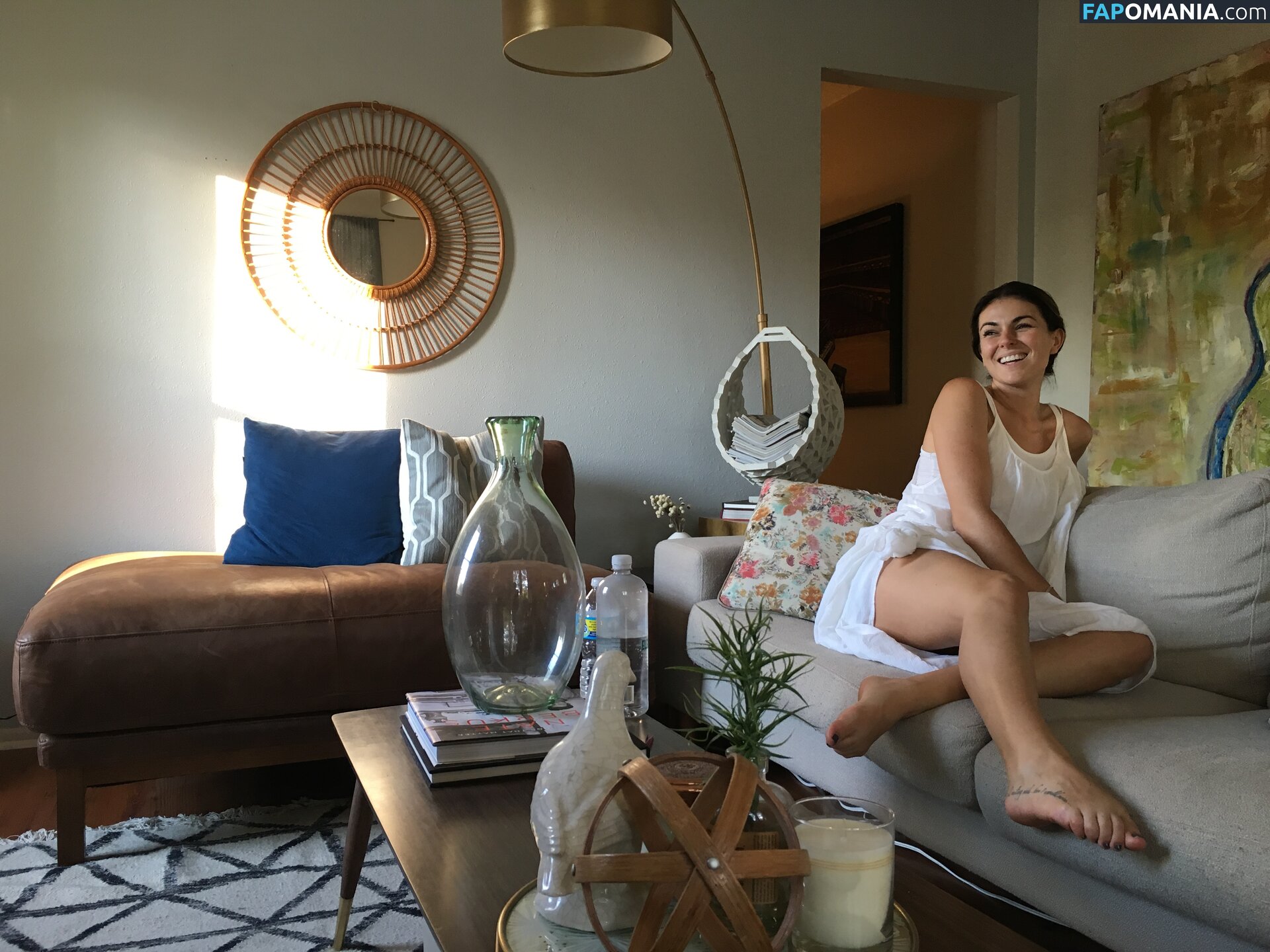 Serinda Swan Nu Foto vazada #210