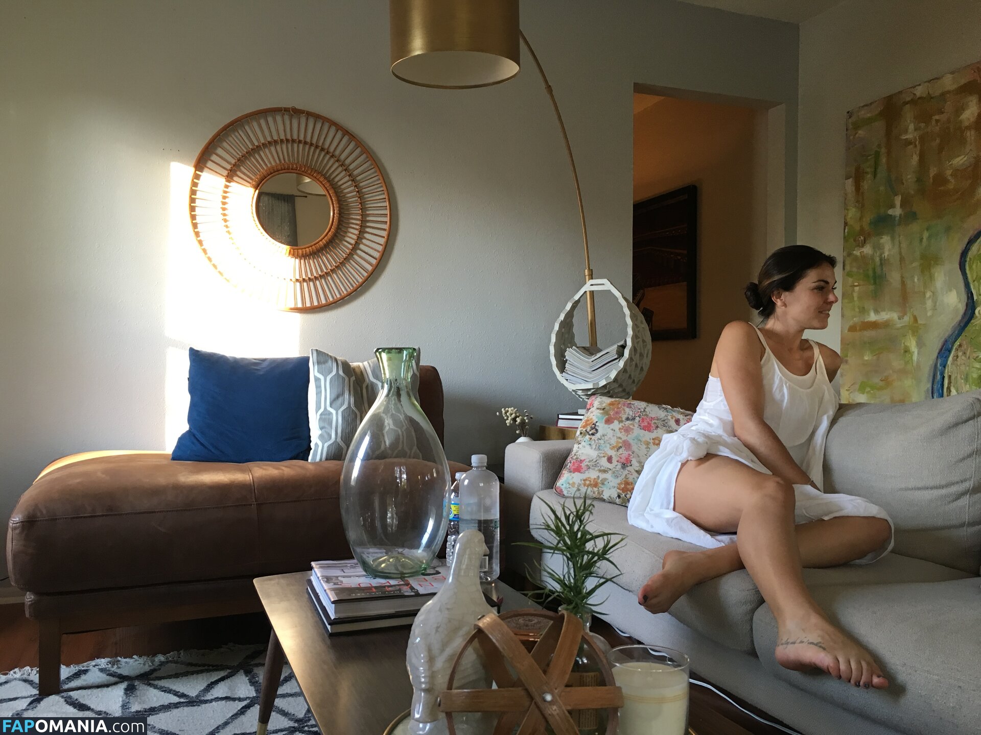 Serinda Swan Nu Foto vazada #216