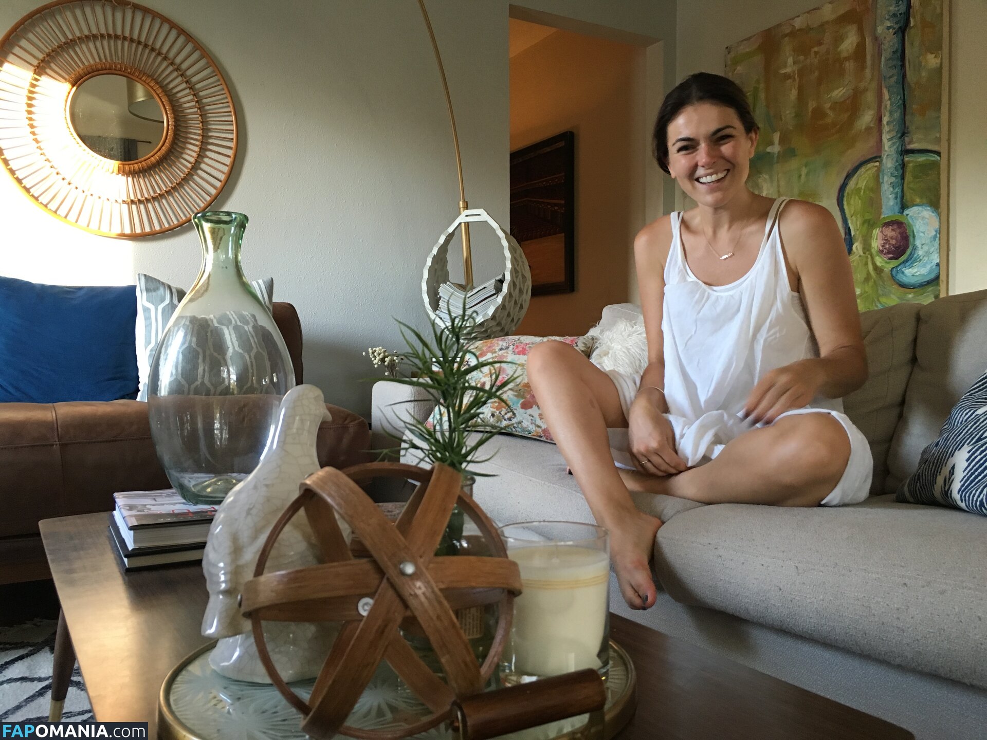 Serinda Swan Nu Foto vazada #255