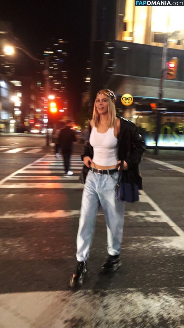 Sesil Karatantcheva Nu Foto vazada #1