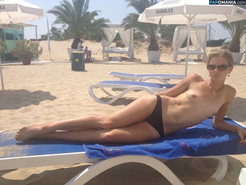 Sesil Karatantcheva Nu Foto vazada #13