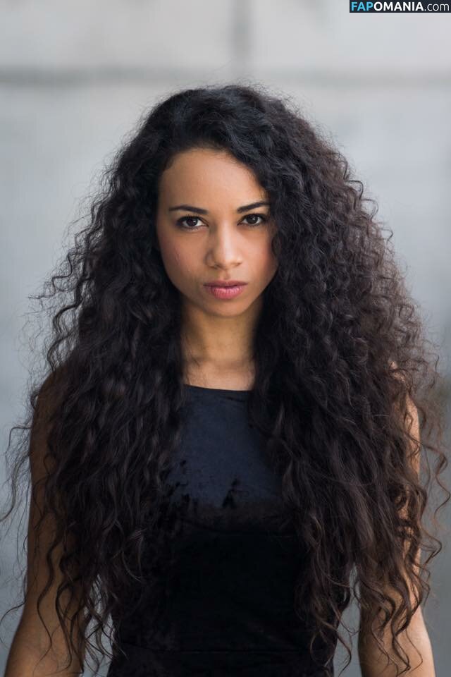 Shani Hamilton Nu Foto vazada #8