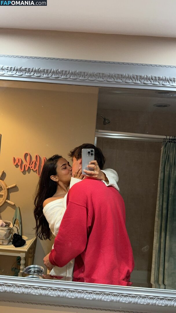 Sienna Mae Gomez / sienna_mae / siennamaegomez Nu OnlyFans  Foto vazada #580