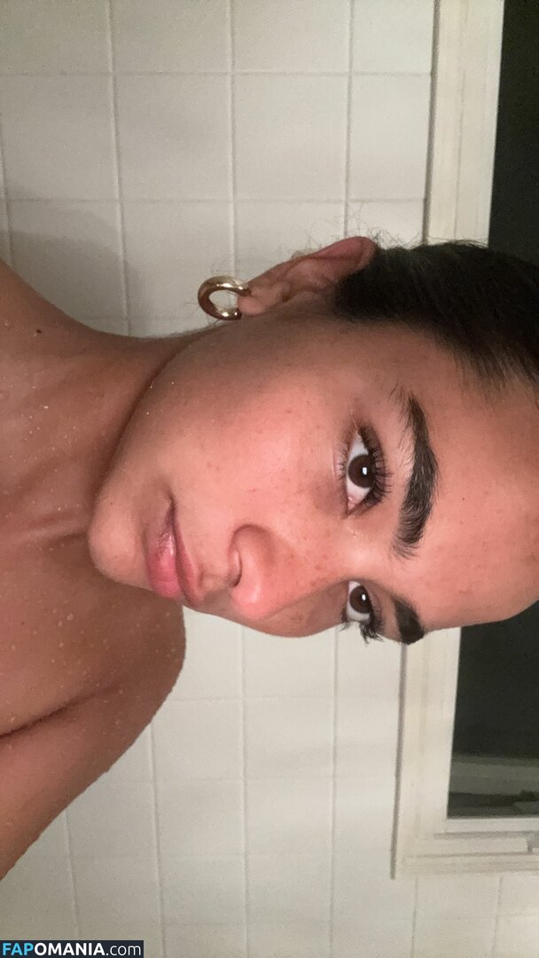 Sienna Mae Gomez / sienna_mae / siennamaegomez Nu OnlyFans  Foto vazada #584