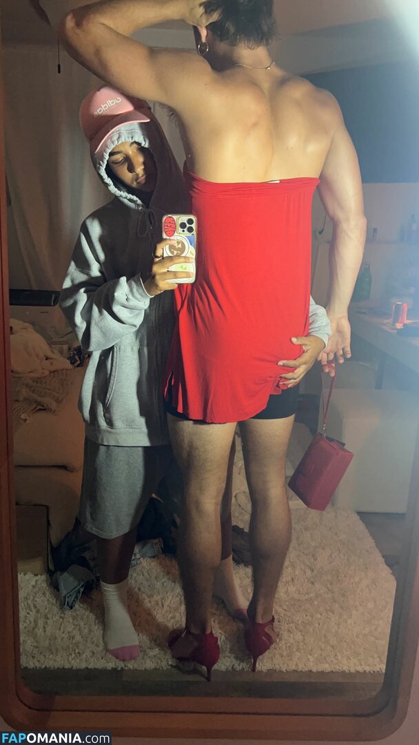 Sienna Mae Gomez / sienna_mae / siennamaegomez Nu OnlyFans  Foto vazada #878