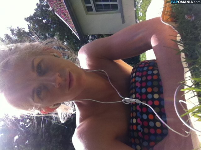 Sofia Jakobsson Nu Foto vazada #13