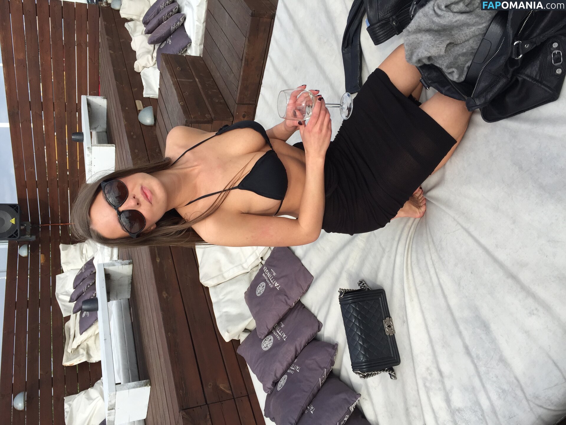 Sophia Roe Nu Foto vazada #23