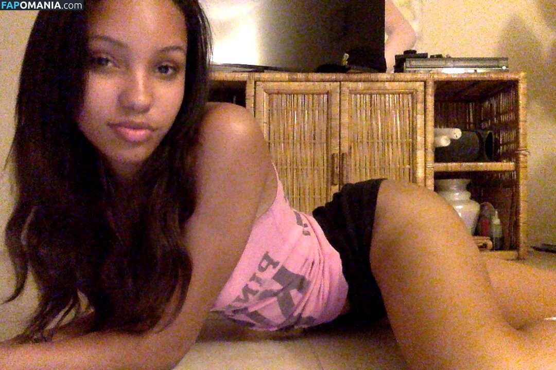 Staci Lyon Nu Foto vazada #26