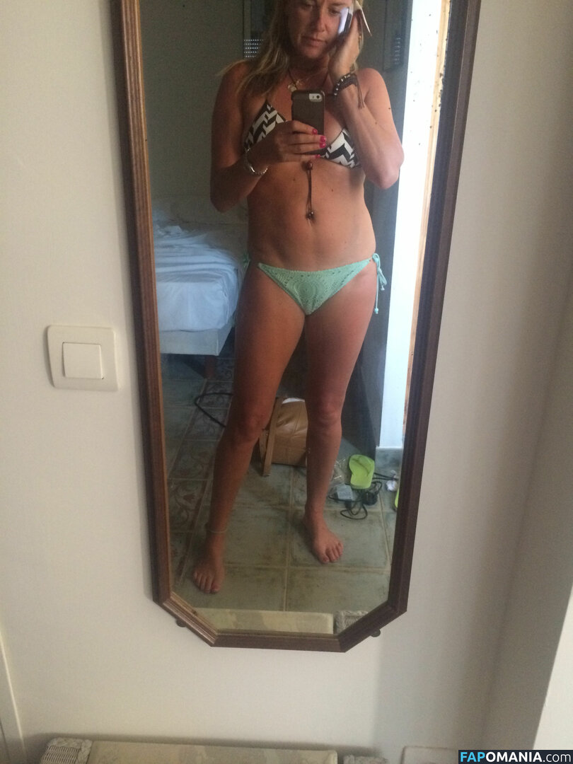 Tamzin Outhwaite Nu Foto vazada #8