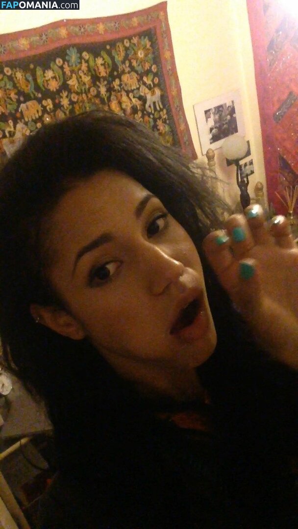 Vick Hope Nu Foto vazada #45