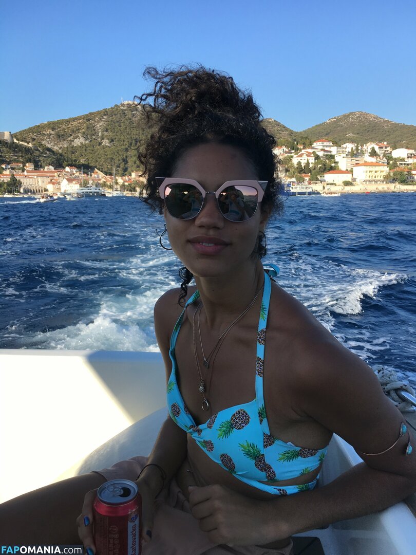 Vick Hope Nu Foto vazada #195