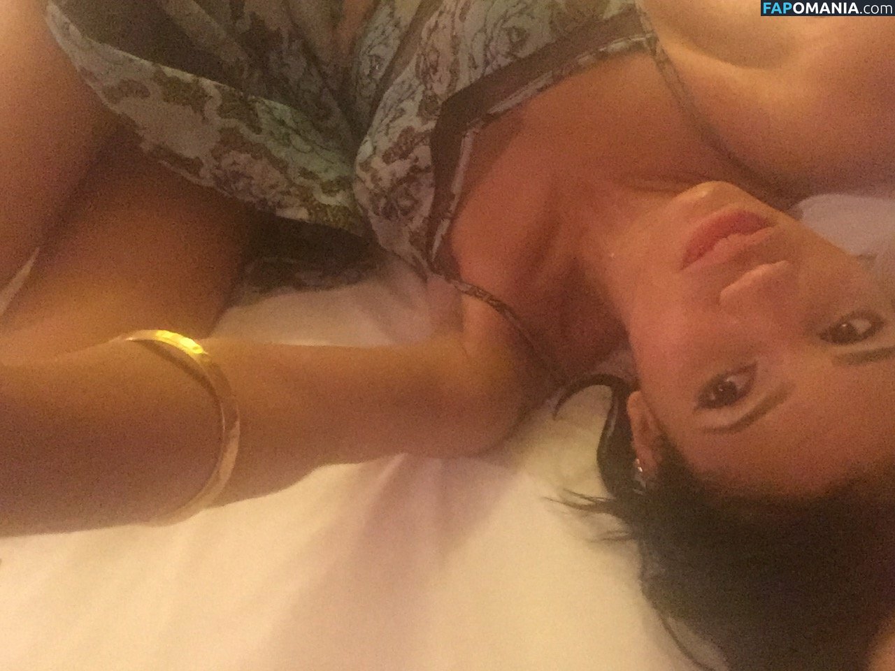 Vick Hope Nu Foto vazada #284