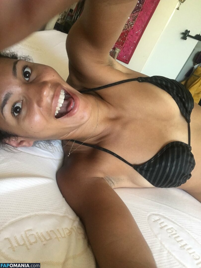 Vick Hope Nu Foto vazada #298