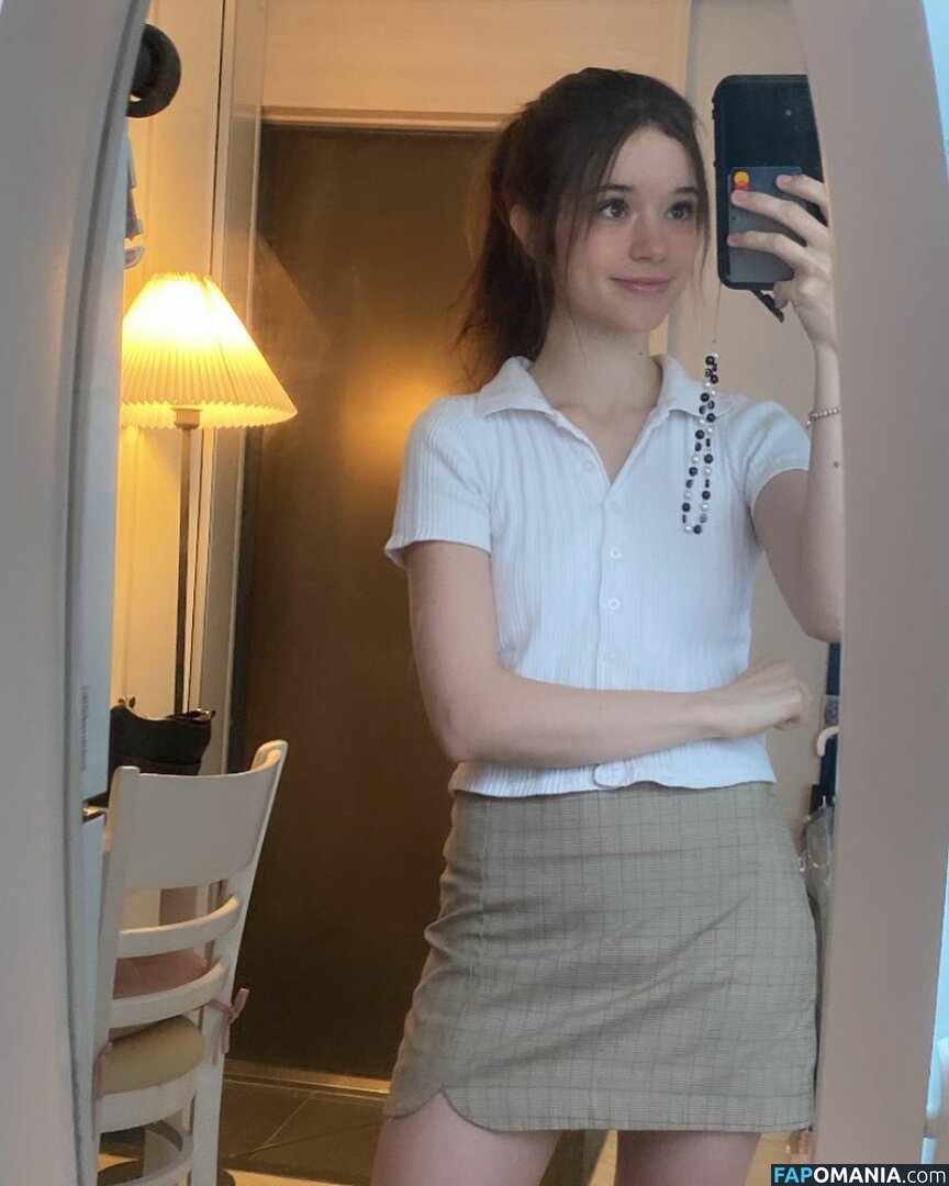  / A_Bit_Rebecca / A_Little_Rebecca Nu OnlyFans  Foto vazada #3