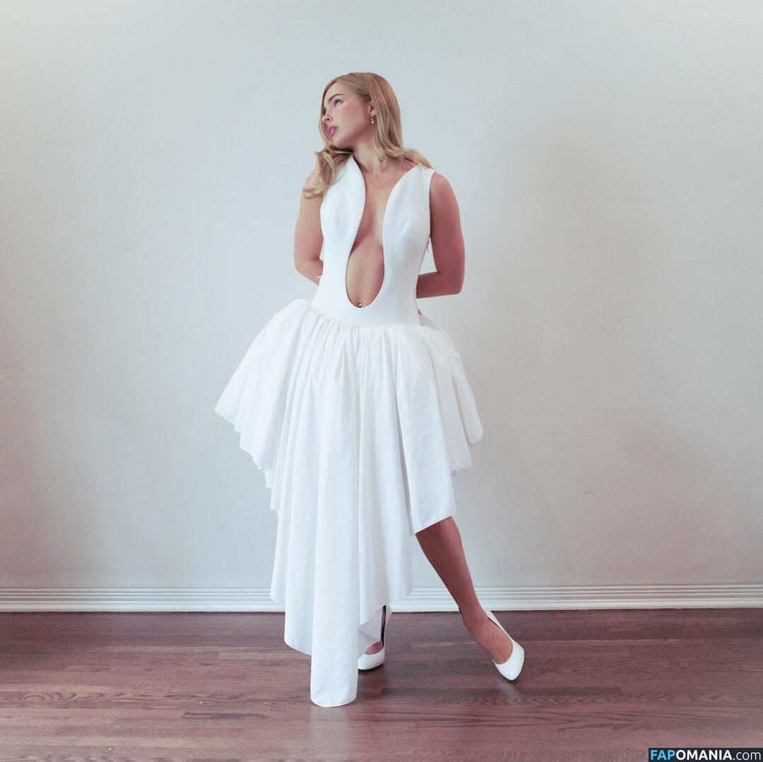 Addison Rae / addie_the_baddie / addisonraee Nu OnlyFans  Foto vazada #63