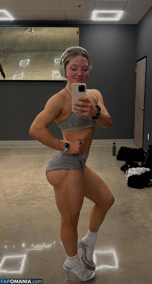 Addison Shields / addisonbrinley Nu OnlyFans  Foto vazada #2