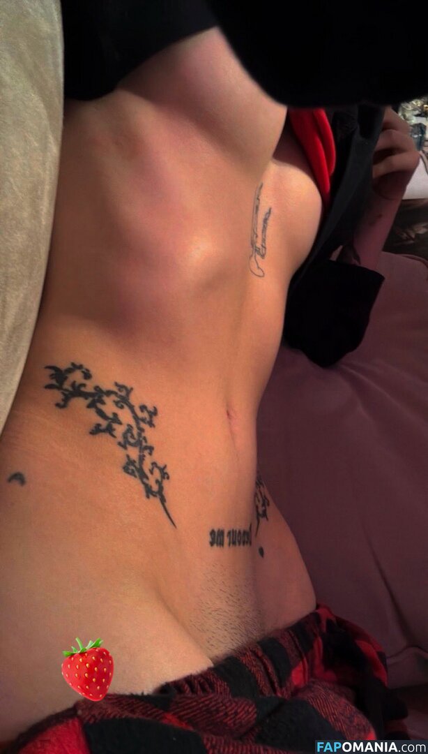Adele.grd / adele.grd.off Nu OnlyFans  Foto vazada #3