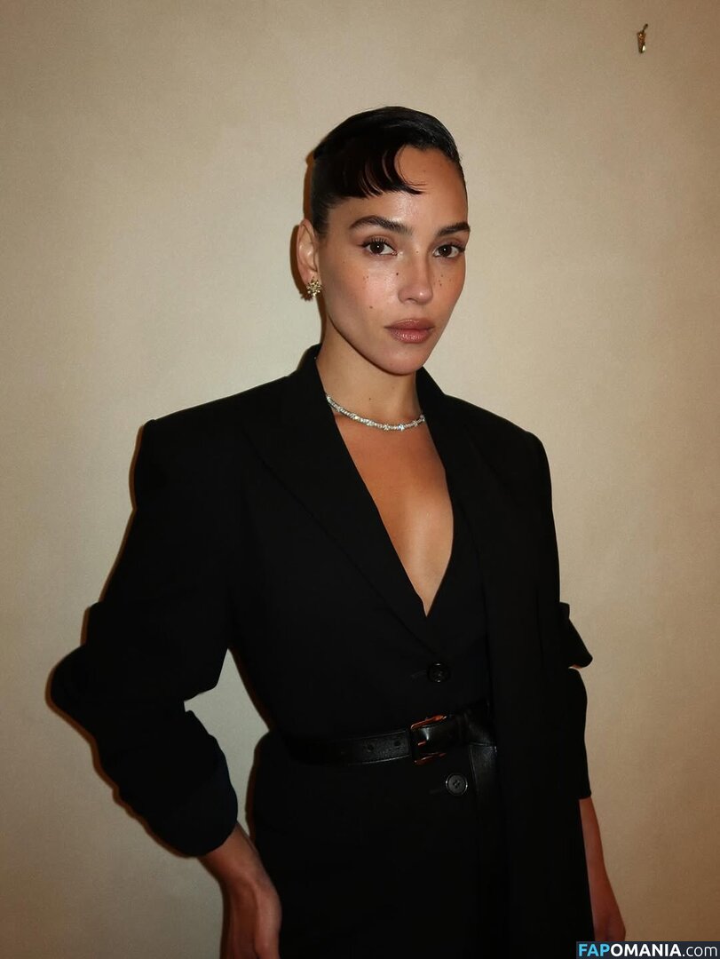 Adria Arjona / adriaarjona Nu OnlyFans  Foto vazada #4