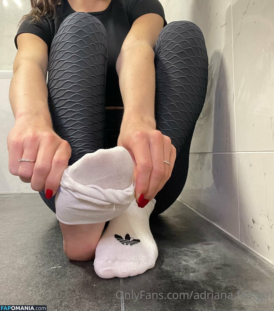 adriana.feetgirl / adrianaheels Nu OnlyFans  Foto vazada #14