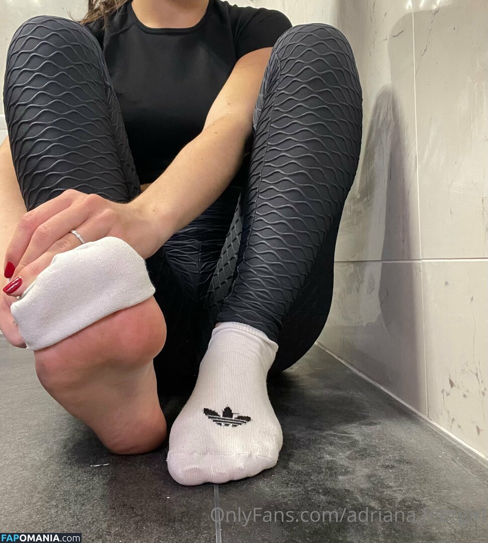 adriana.feetgirl / adrianaheels Nu OnlyFans  Foto vazada #15