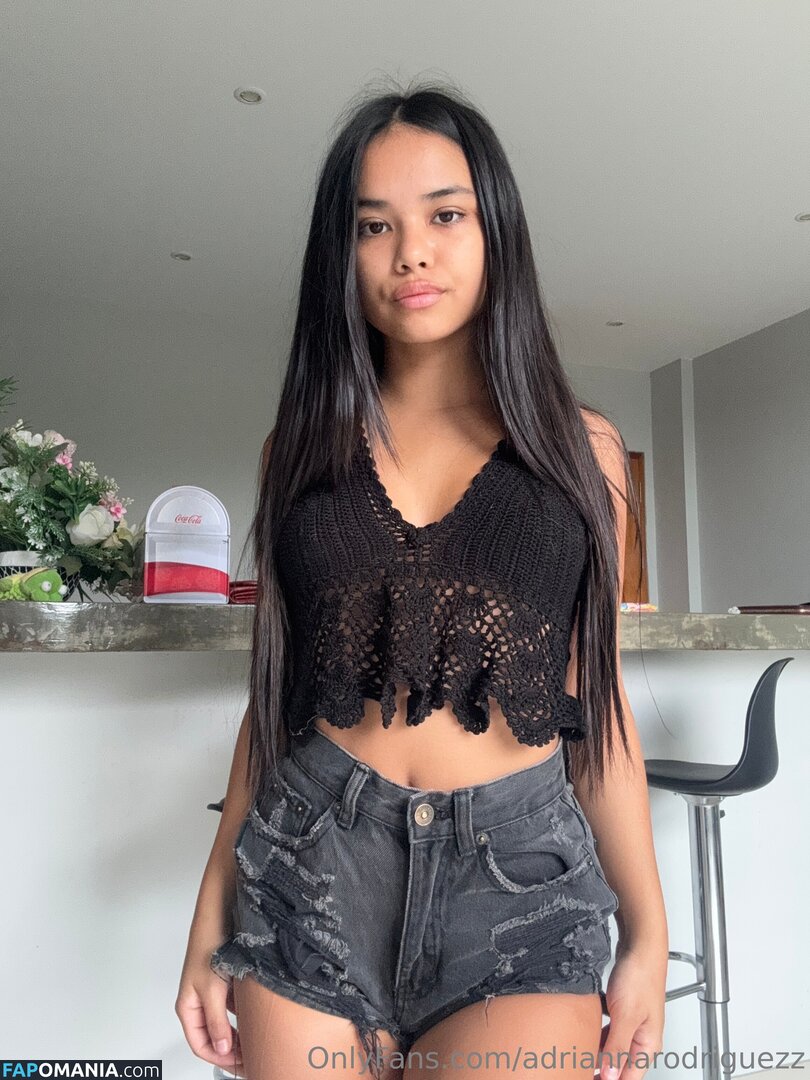 adriannarodrgz / adriannarodriguezz Nu OnlyFans  Foto vazada #11