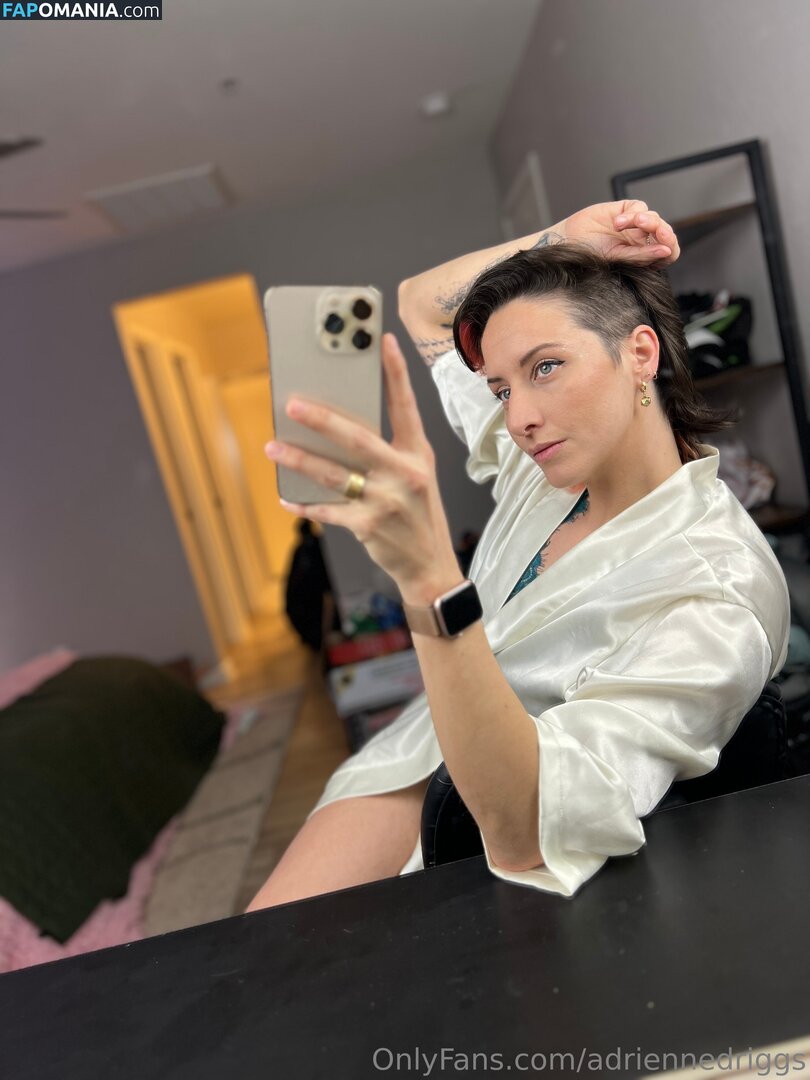 adrienne.driggs / adriennedriggs Nu OnlyFans  Foto vazada #5