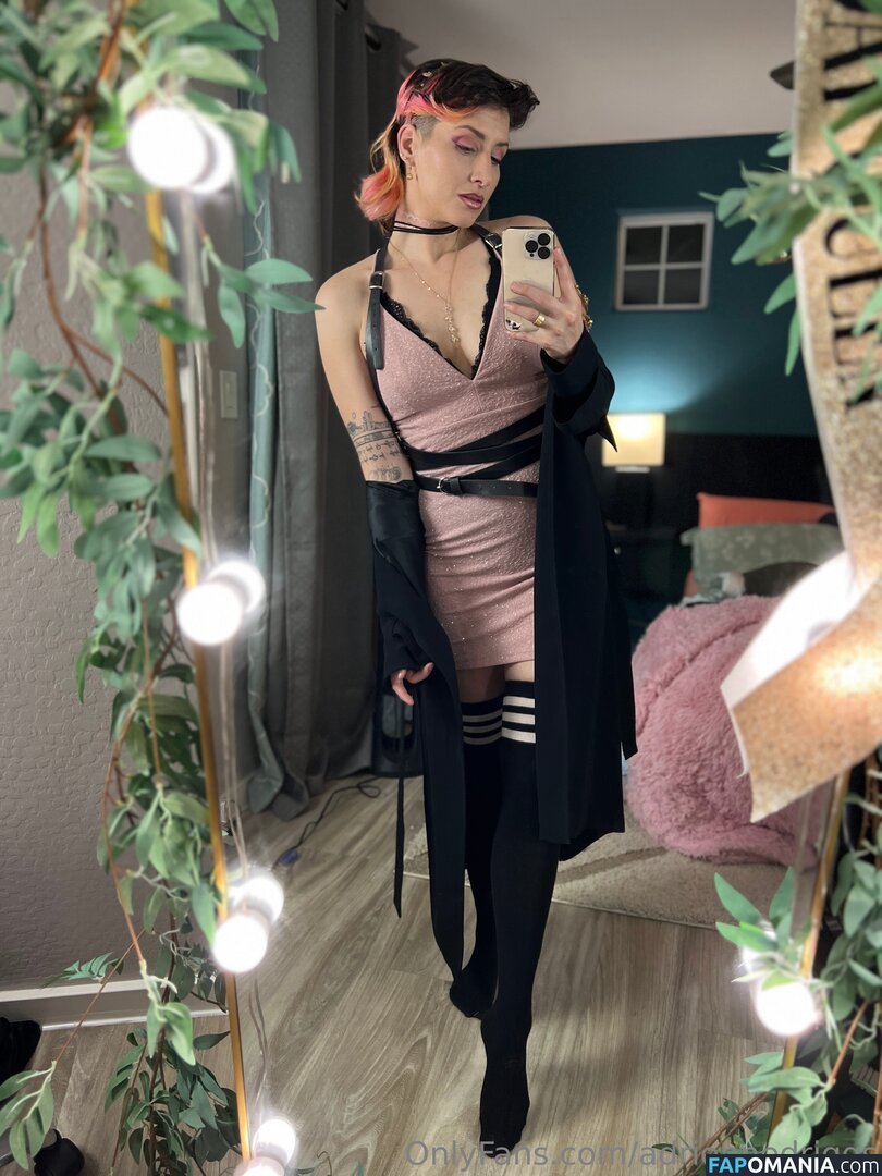 adrienne.driggs / adriennedriggs Nu OnlyFans  Foto vazada #20