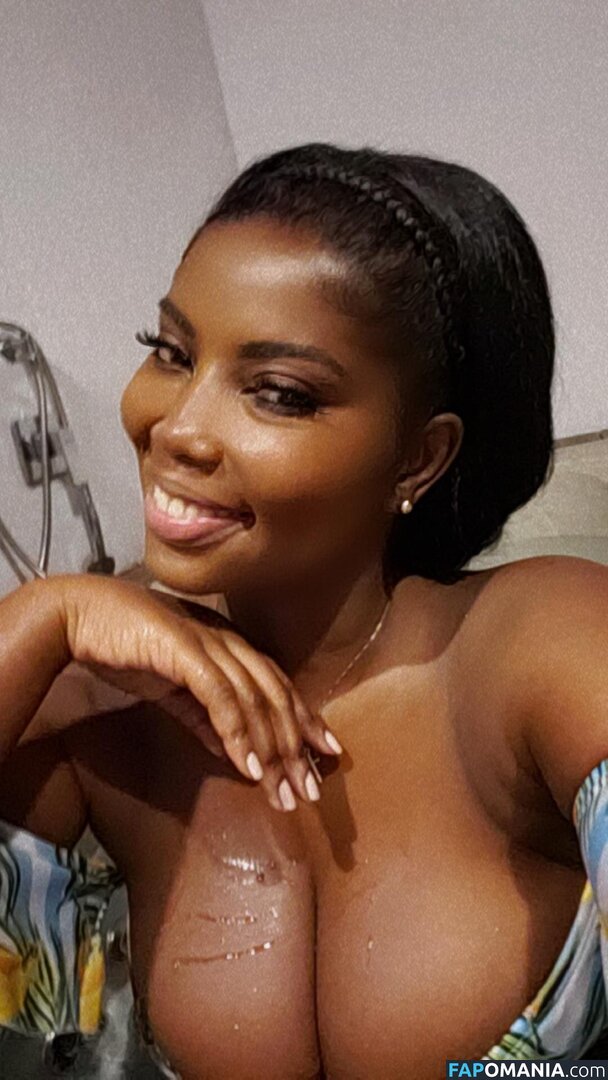 Afrolatina / afrolatinas_ / ebony latinas Nu OnlyFans  Foto vazada #10
