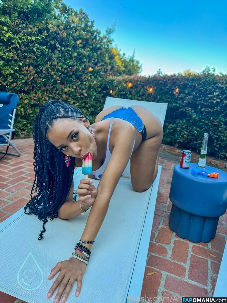 Ahquamarine / ahqua.marine / https: Nu OnlyFans  Foto vazada #257