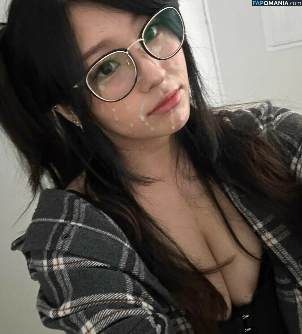 Aikuros / Floaromaa / Hyoon Nu OnlyFans  Foto vazada #81